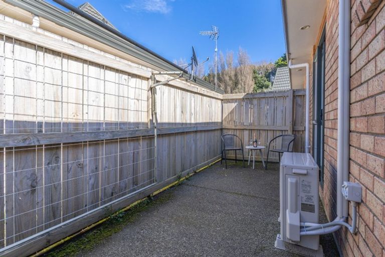 Photo of property in Redwood Village, 36/42 Main Road, Tawa, Wellington, 5028