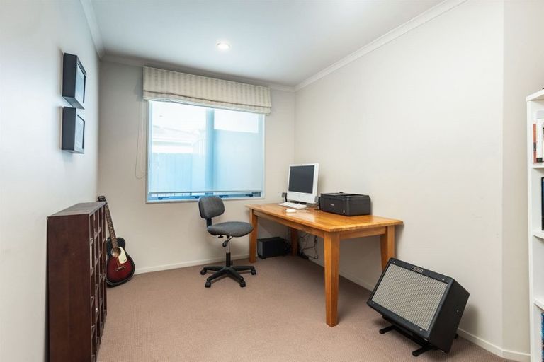 Photo of property in 20 Himikera Avenue, Avondale, Auckland, 1026