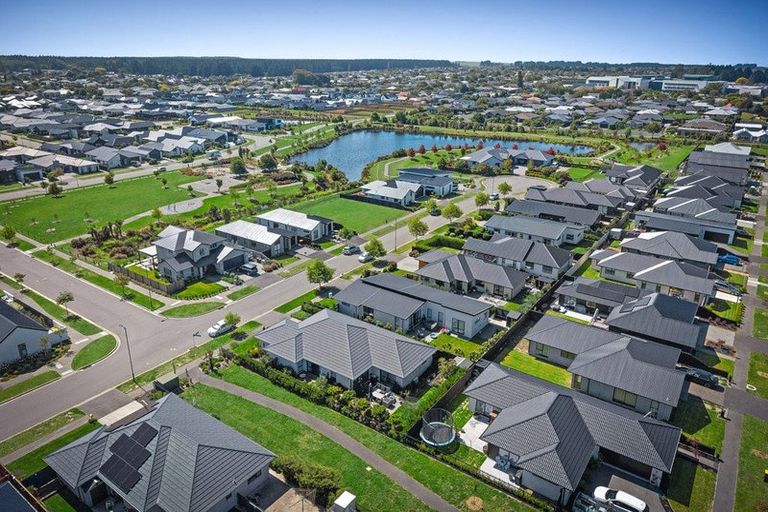 Photo of property in 12 Timara Crescent, Marshland, Christchurch, 8083