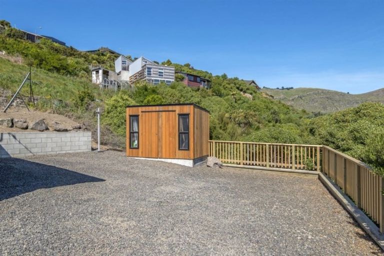 Photo of property in 3 Valley View, Mount Pleasant, Christchurch, 8081