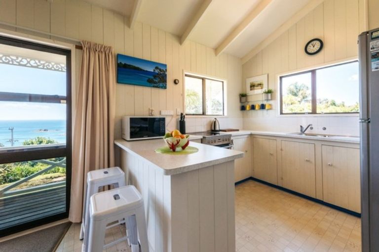 Photo of property in 14 Cory Road, Palm Beach, Waiheke Island, 1081