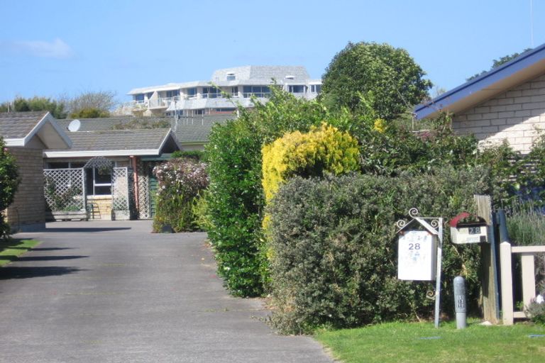 Photo of property in 1/28 Seaspray Drive, Mount Maunganui, 3116