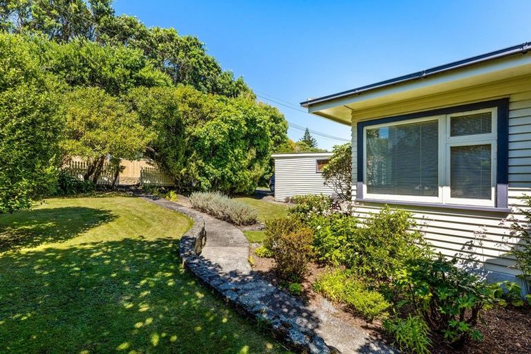 Photo of property in 10 Elizabeth Street, Pukerua Bay, 5026