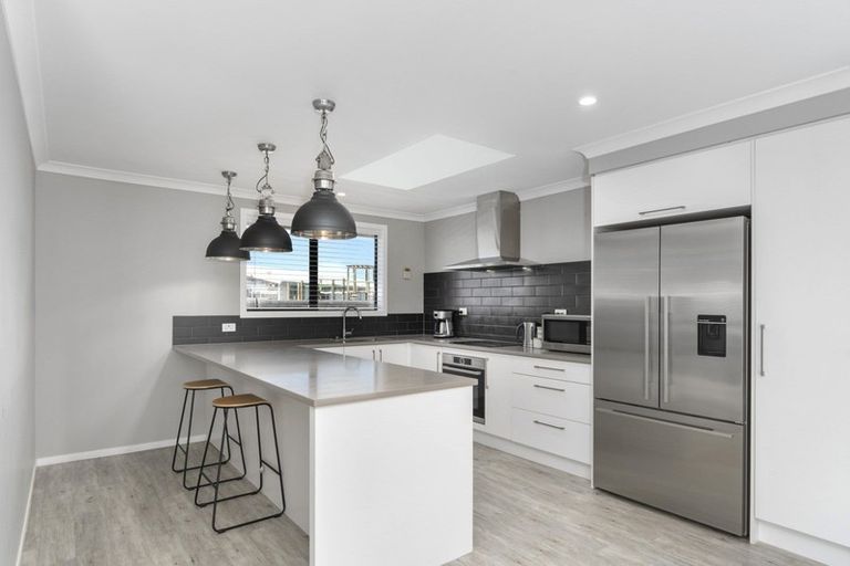 Photo of property in 27 Saddlers Way, Papamoa, 3118