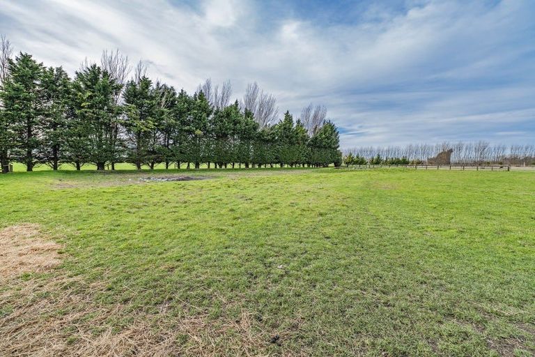 Photo of property in 494 Lake Road South, Leeston, 7683