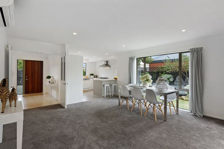 Photo of property in 130 Wairakei Road, Bryndwr, Christchurch, 8053