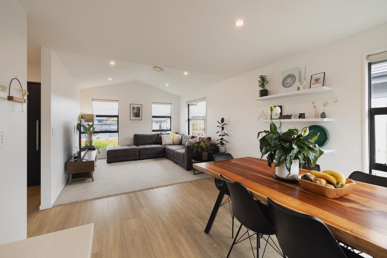 Photo of property in 11 Primrose Lane, Lower Shotover, Queenstown, 9304