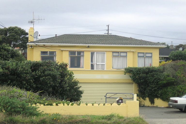 Photo of property in 68 Marine Parade, Paraparaumu Beach, Paraparaumu, 5032