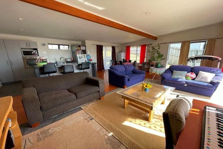 Photo of property in 7 Tavern Road, Silverdale, 0932