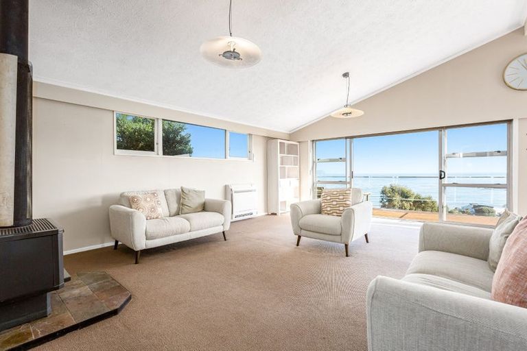 Photo of property in 30 Taupo Crescent, Plimmerton, Porirua, 5026