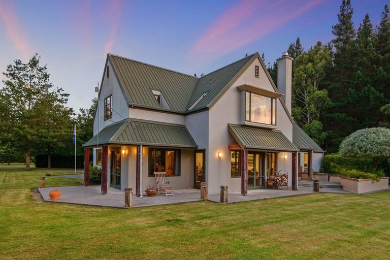 Photo of property in 1499 Tram Road, Swannanoa, Rangiora, 7475