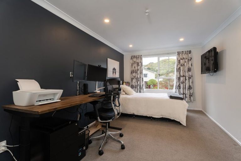 Photo of property in 9 Tralee Place, Johnsonville, Wellington, 6037