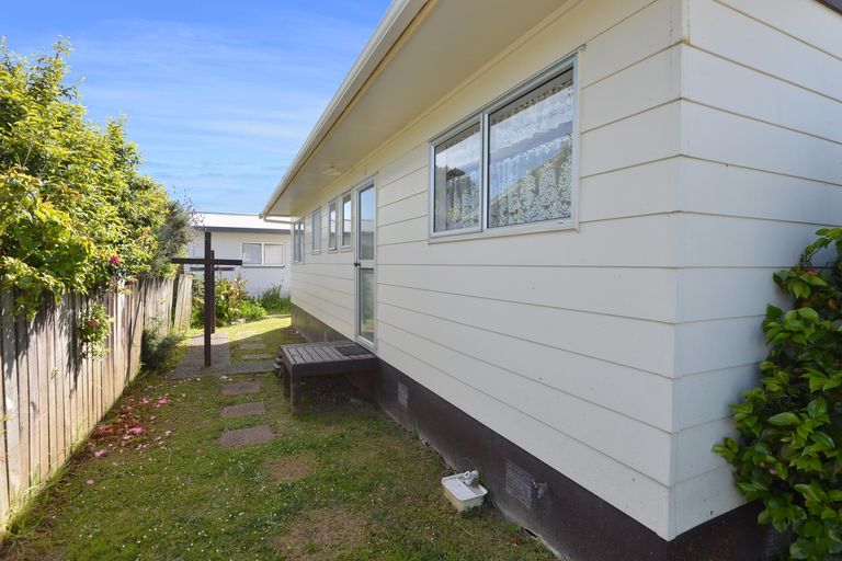 Photo of property in 88a Tarewa Road, Morningside, Whangarei, 0110