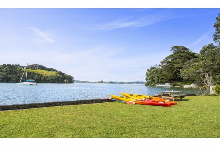 Photo of property in 397 Leigh Road, Whangateau, Warkworth, 0985