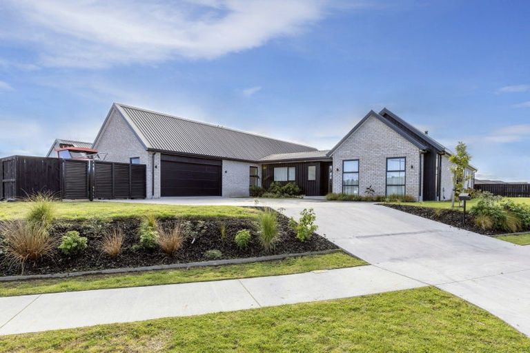 Photo of property in 107 Harakeke Drive, Wharewaka, Taupo, 3330