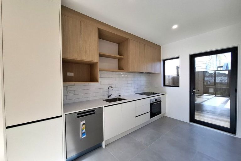 Photo of property in 13/20 Seabrook Avenue, New Lynn, Auckland, 0600