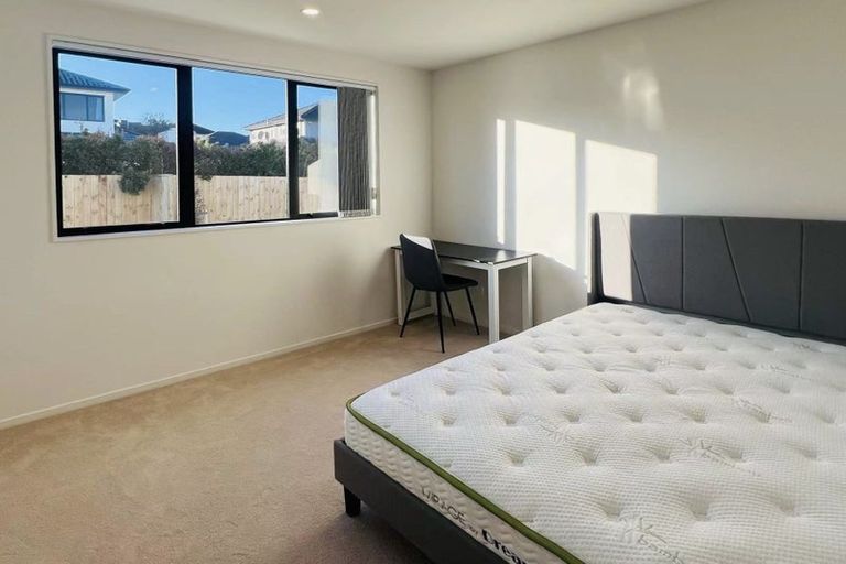 Photo of property in 5/11 Rengarenga Rise, Fairview Heights, Auckland, 0632