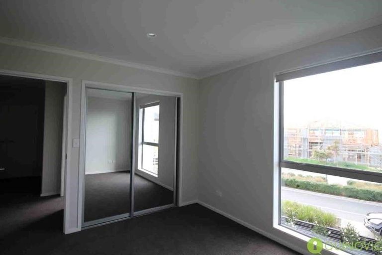 Photo of property in 52 Te Oneroa Way, Long Bay, Auckland, 0630