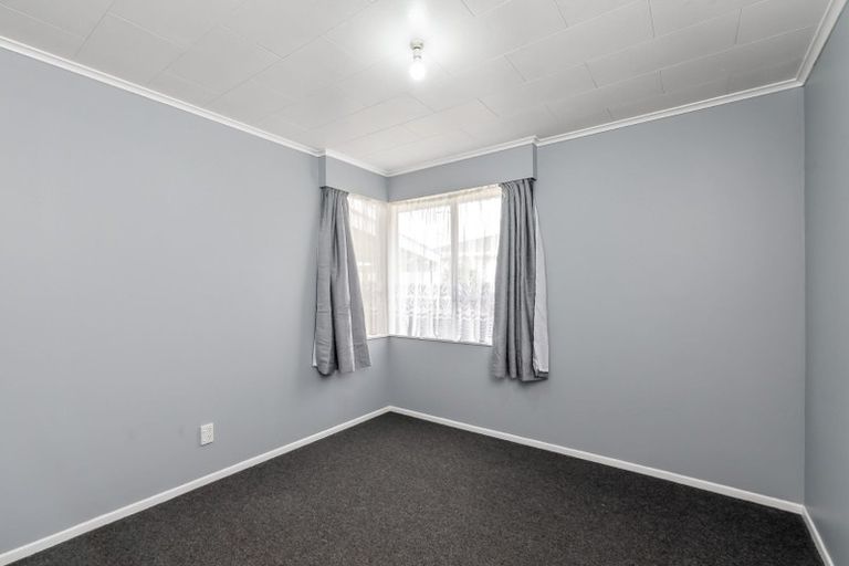 Photo of property in 14 Grenville Street, Levin, 5510