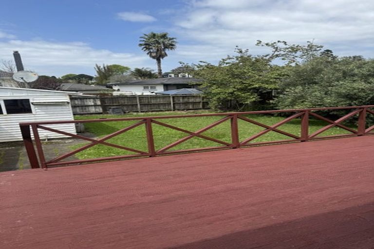 Photo of property in 43 Hilling Street, Titirangi, Auckland, 0604