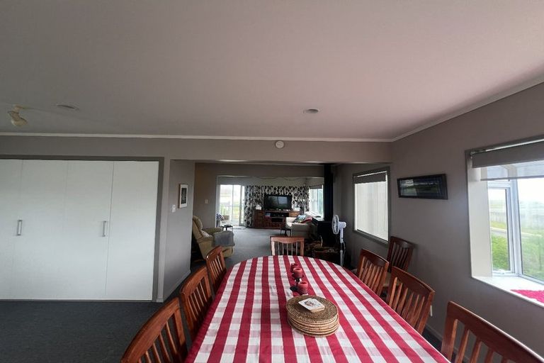 Photo of property in 1 Karaka Street, Otaki Beach, Otaki, 5512