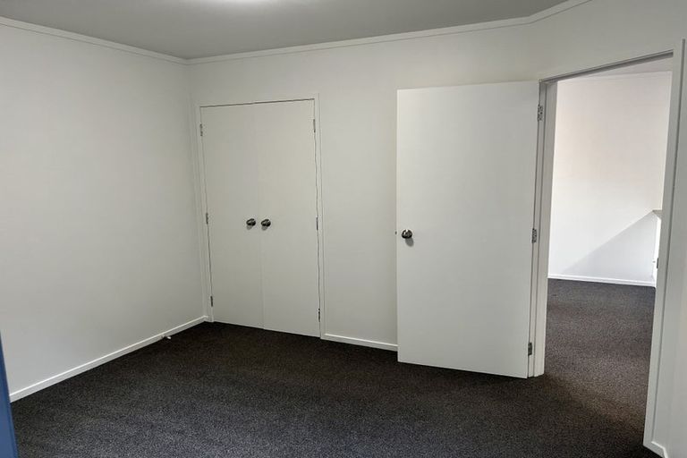 Photo of property in 9 Ramoana Mews, Shelly Park, Auckland, 2014