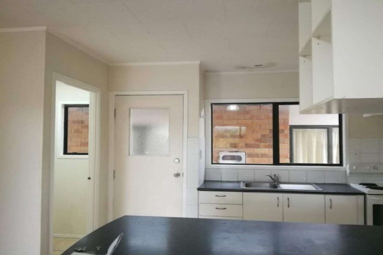 Photo of property in 5 Caribbean Drive, Unsworth Heights, Auckland, 0632