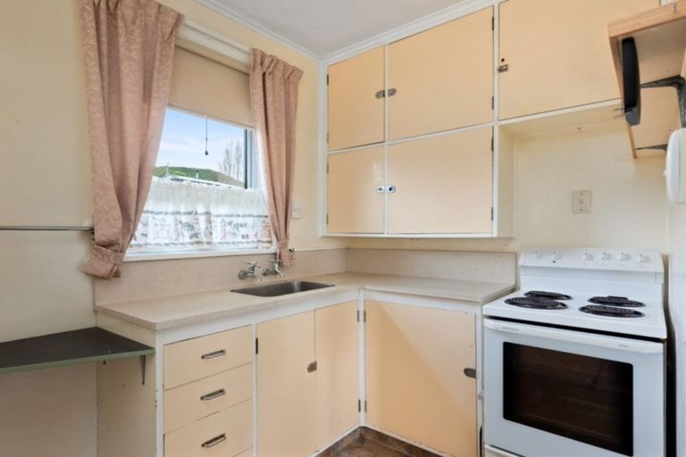 Photo of property in 23 Buller Street, Picton, 7220