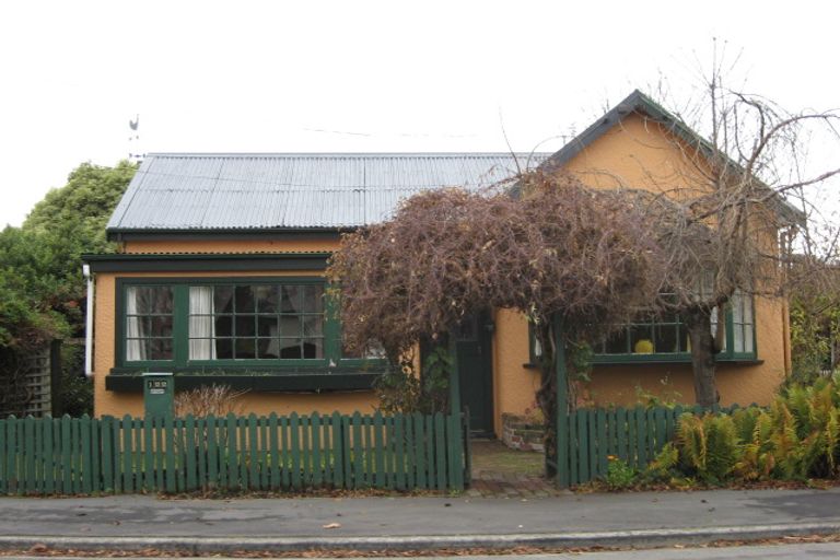 Photo of property in 122 Bristol Street, St Albans, Christchurch, 8014