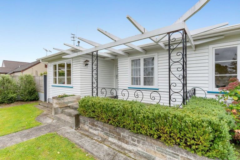 Photo of property in 24 Queen Street, Feilding, 4702