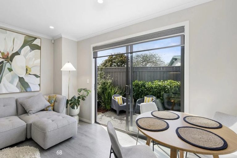Photo of property in 6b Te Whiti Grove, Waterloo, Lower Hutt, 5011