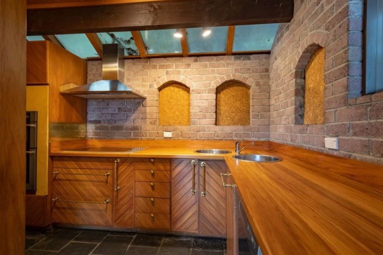 Photo of property in 44 Viewmont Drive, Harbour View, Lower Hutt, 5010