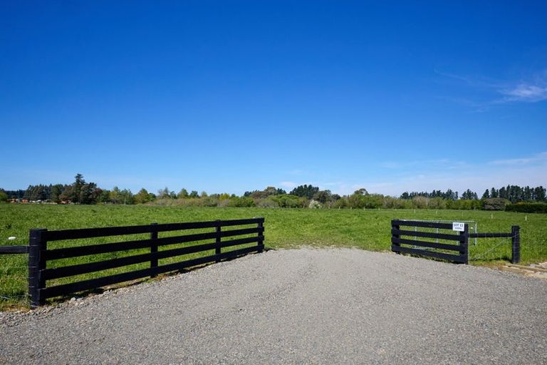 Photo of property in 105 Chapel Road, Loburn, 7472