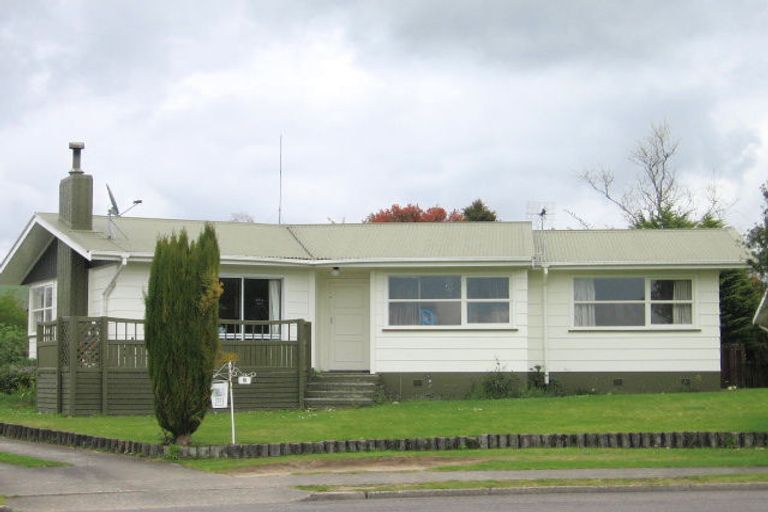 Photo of property in 8 Garnet Place, Pukehangi, Rotorua, 3015