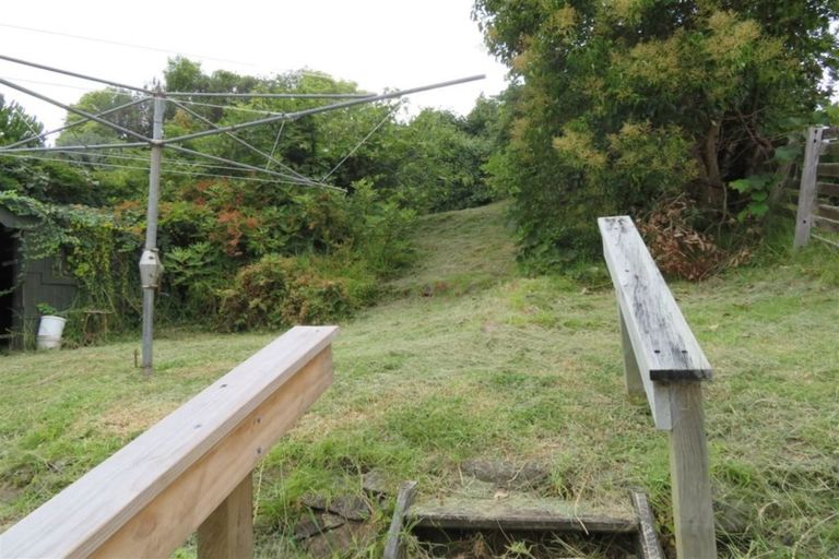 Photo of property in 132 Karaka Road, Thames, 3500