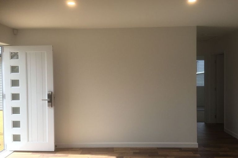 Photo of property in 97 Sturges Road, Henderson, Auckland, 0612