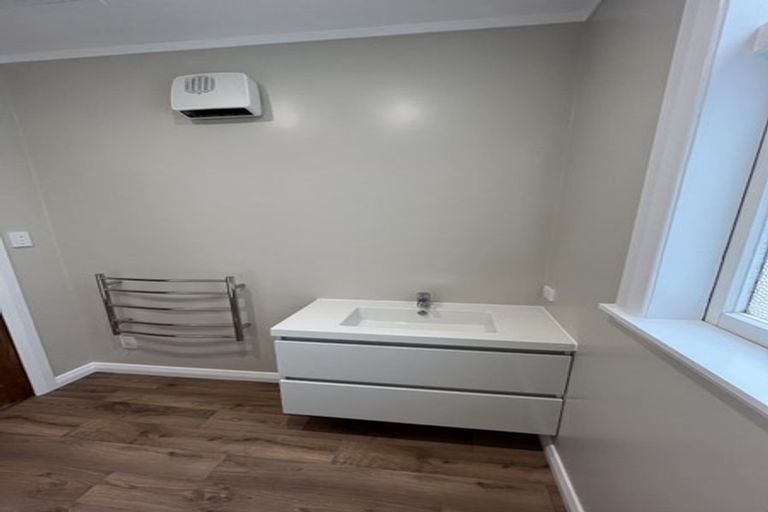 Photo of property in 13 Marshall Street, Karori, Wellington, 6012