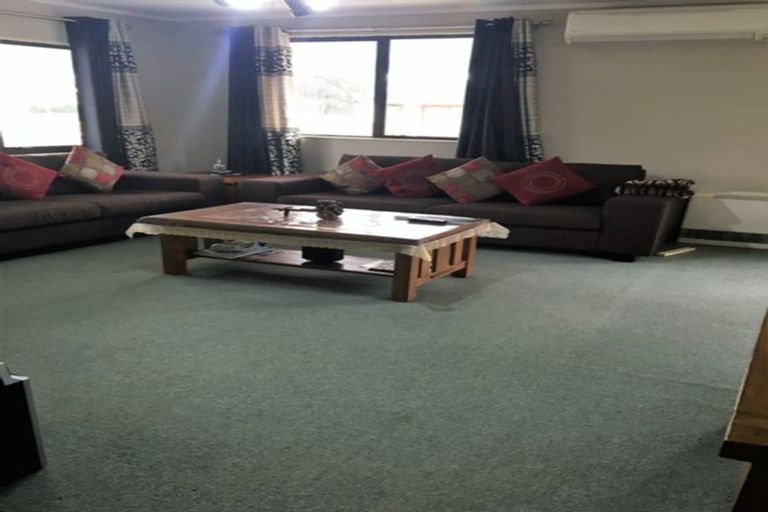 Photo of property in 25 Caulfield Place, Nawton, Hamilton, 3200