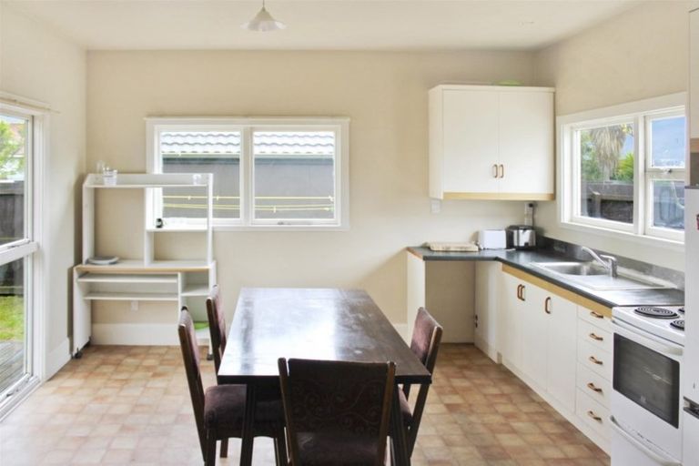 Photo of property in 85 Charles Street, Waltham, Christchurch, 8011