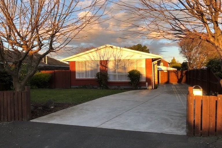 Photo of property in 20 Dunster Street, Burnside, Christchurch, 8053