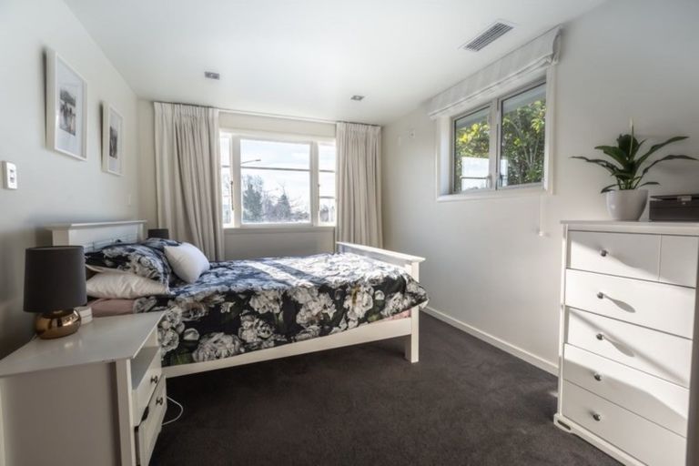 Photo of property in 67 Wairakei Road, Bryndwr, Christchurch, 8052