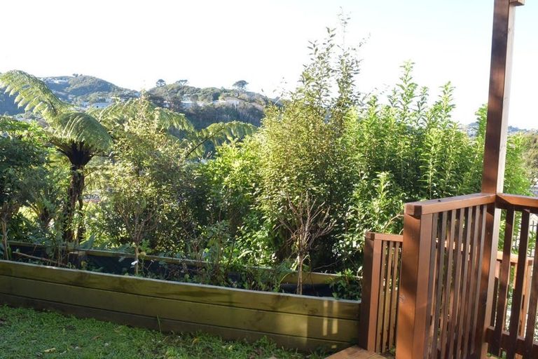 Photo of property in 18 Collier Avenue, Karori, Wellington, 6012