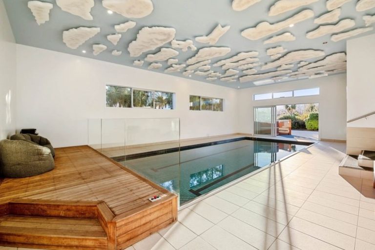 Photo of property in 16 Waimana Place, Wanaka, 9305