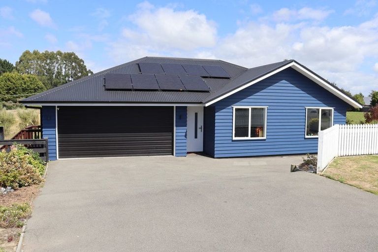 Photo of property in 9 Grove Avenue, Weston, Oamaru, 9401