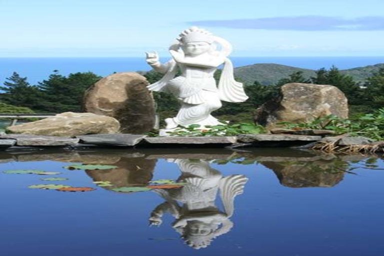 Photo of property in 122 Lone Kauri Road, Karekare, New Lynn, 0772