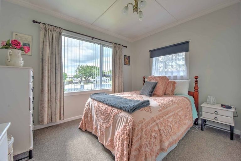 Photo of property in 49 Wentworth Street, East Gore, Gore, 9710