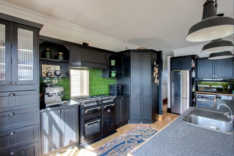 Photo of property in 12 Farndon Road, Clive, 4102