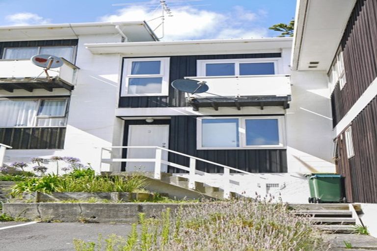 Photo of property in 3/12 Thornley Street, Titahi Bay, Porirua, 5022