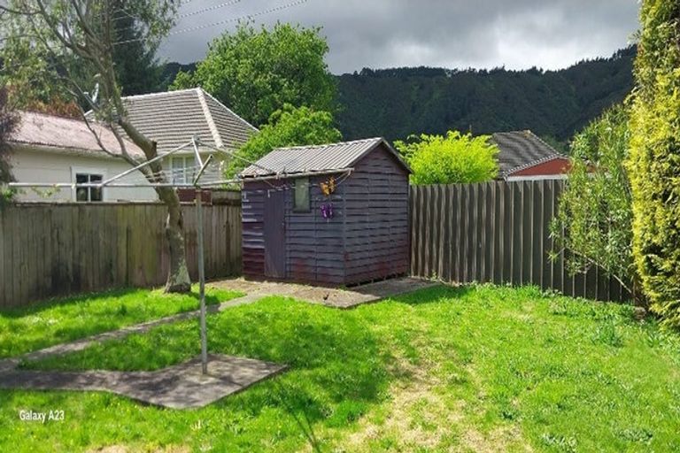 Photo of property in 30 Harris Street, Naenae, Lower Hutt, 5011