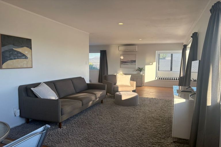 Photo of property in 2/35 Bramley Drive, Farm Cove, Auckland, 2012